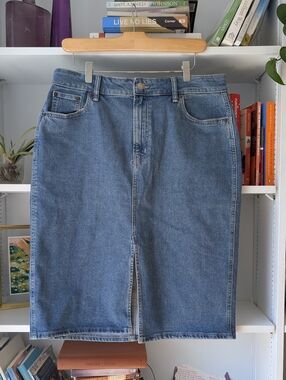 Women's Midi Denim Skirt Blue Jean Size 14 / XL Y2K Western Coastal